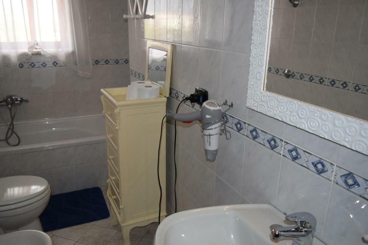 Amici Di Hackert Bed & Breakfast Caserta Exterior photo